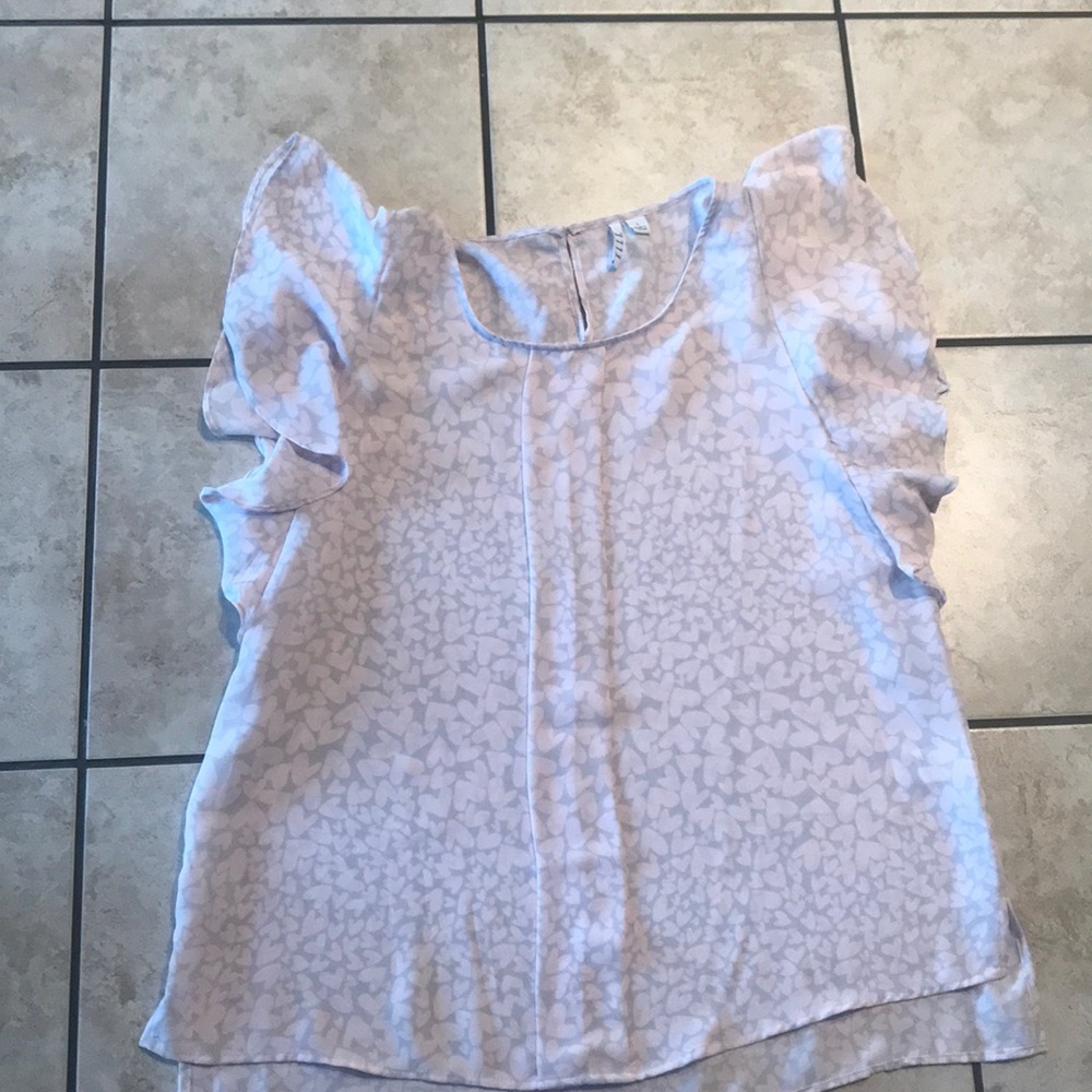 Cute Gray and pink heart top